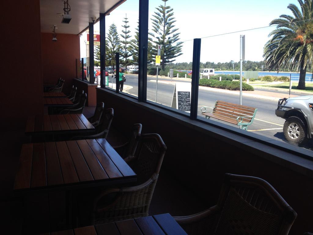 The Central Hotel Motel Lakes Entrance Exterior foto