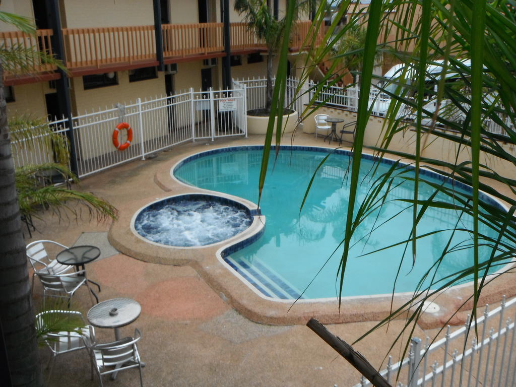 The Central Hotel Motel Lakes Entrance Exterior foto